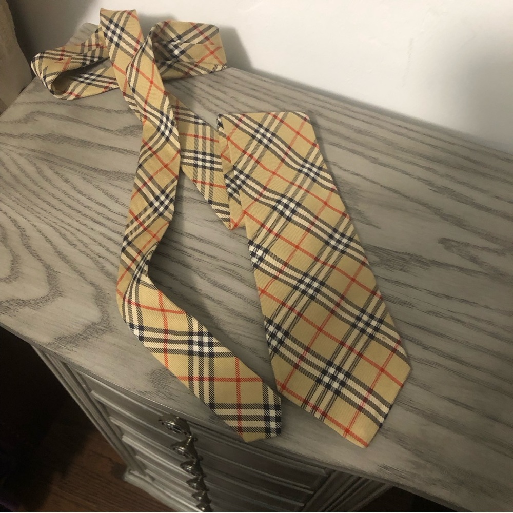 Burberry tradition plaid tie